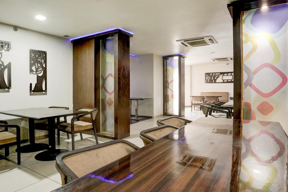 Super Townhouse Hotel The Maison - Housity