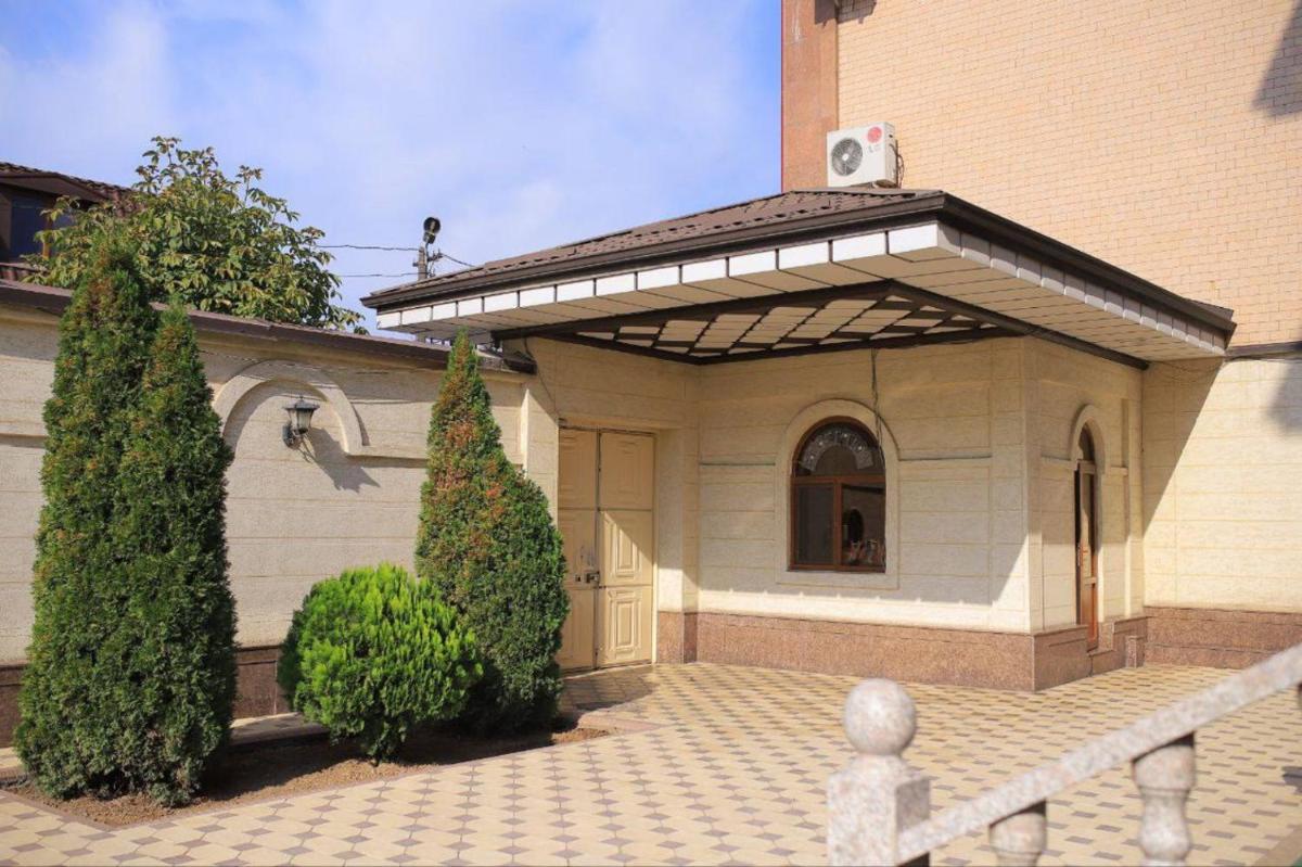 CITY GARDEN HOTEL - Housity