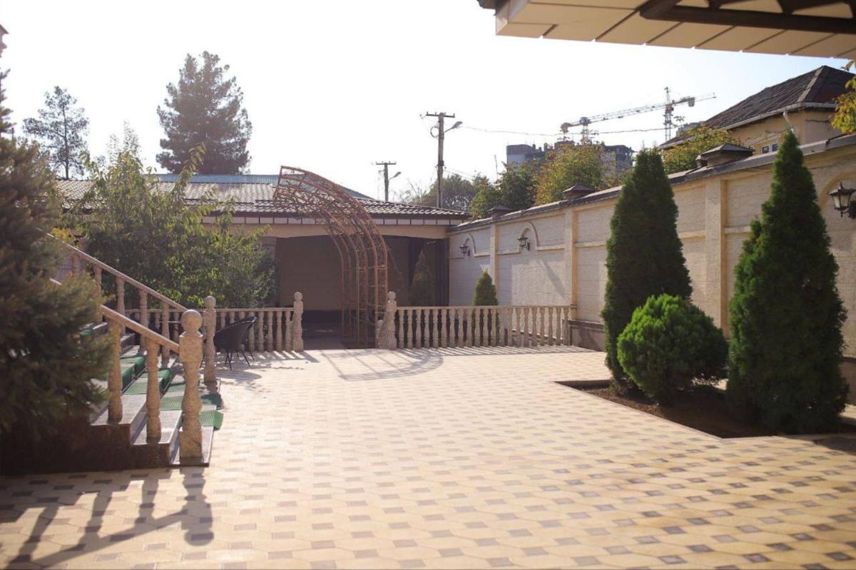 CITY GARDEN HOTEL - Housity