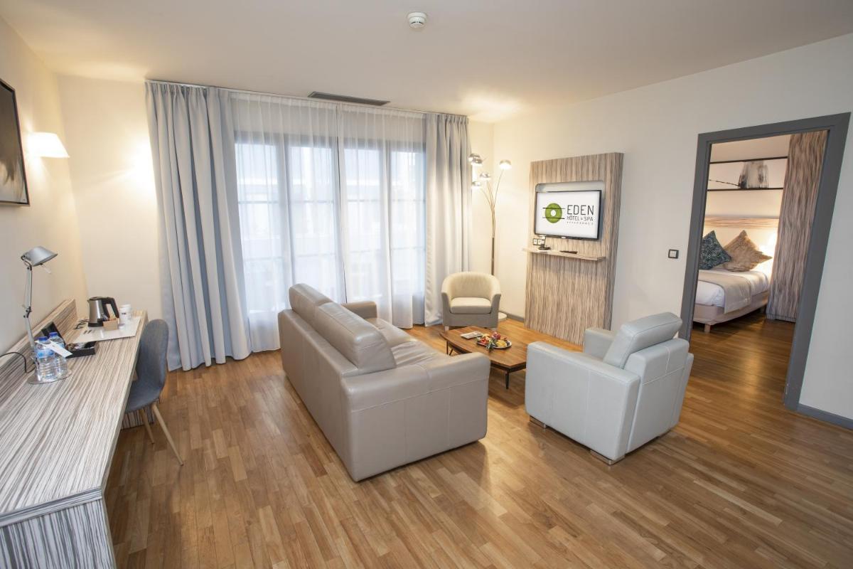 Coin salon dans l'établissement Eden Hotel & Spa