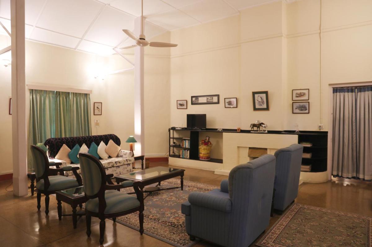 Wathai Heritage Bungalow - Housity