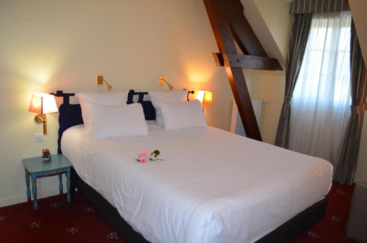 Logis Hôtel Auberge du Cheval Blanc - Housity