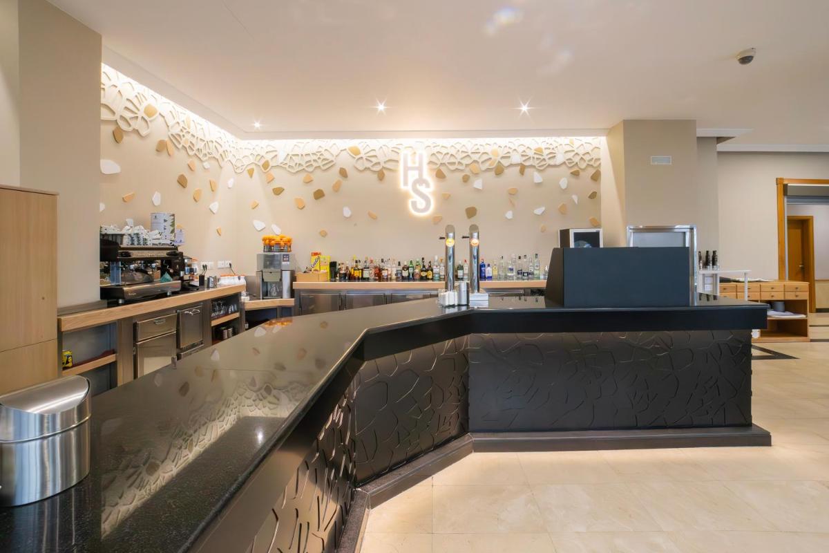 Zona de estar de Hotel Auditorio Santiago & Spa