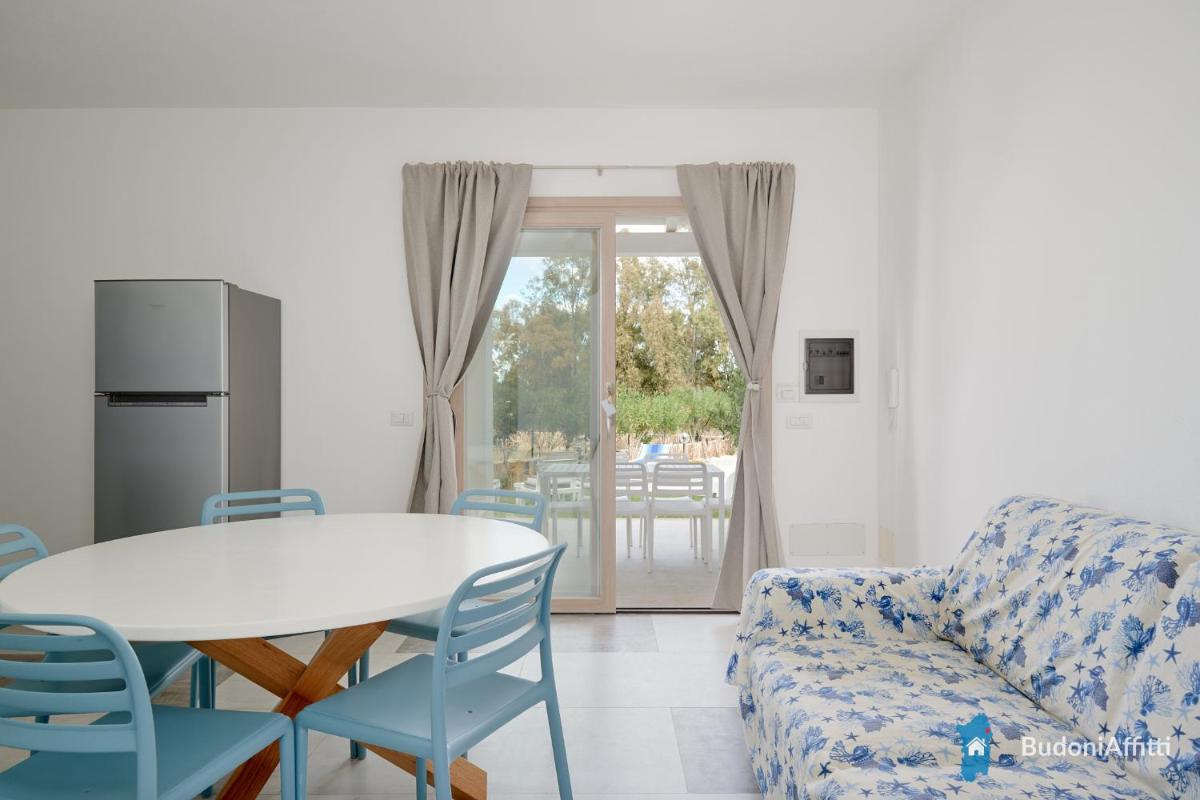 villetta con piscina budoni affitti spiaggia 700 mt - Housity