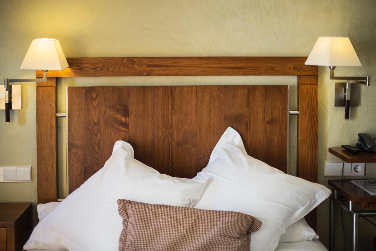 Cama o camas de una habitación en Parador de Santo Estevo