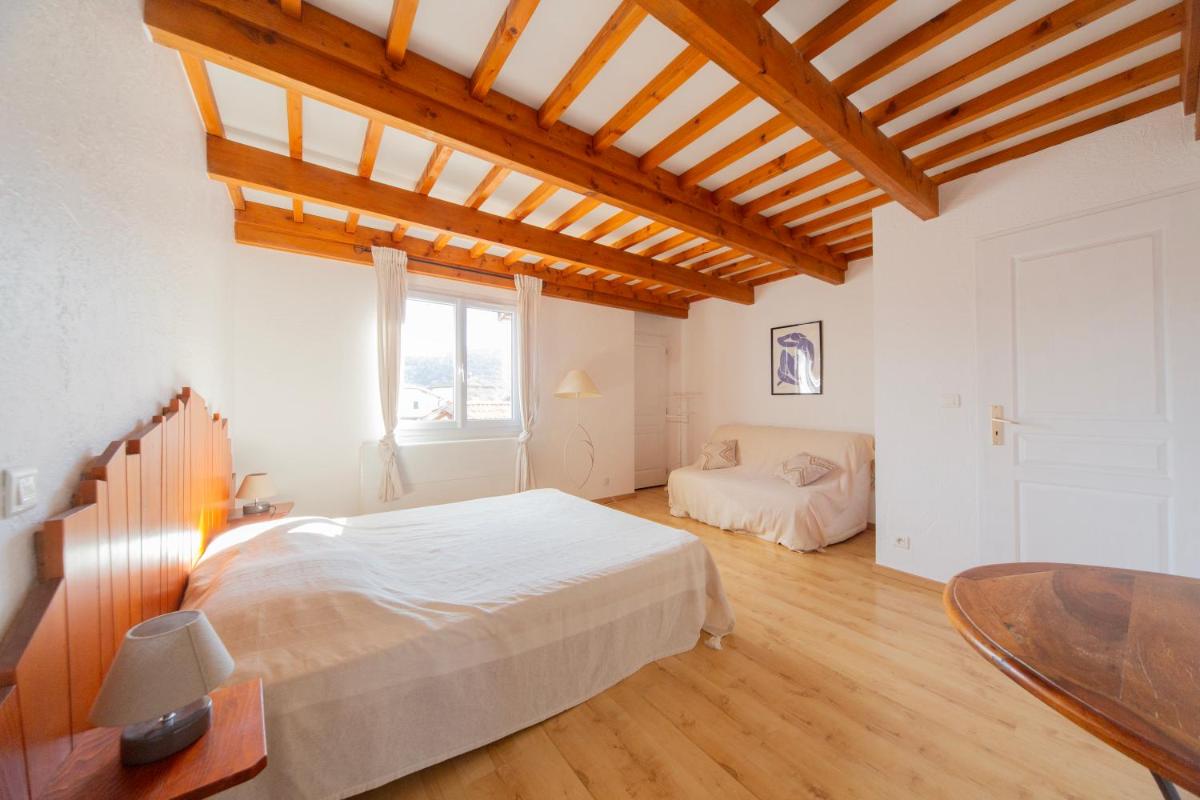 Panda Home - Housity