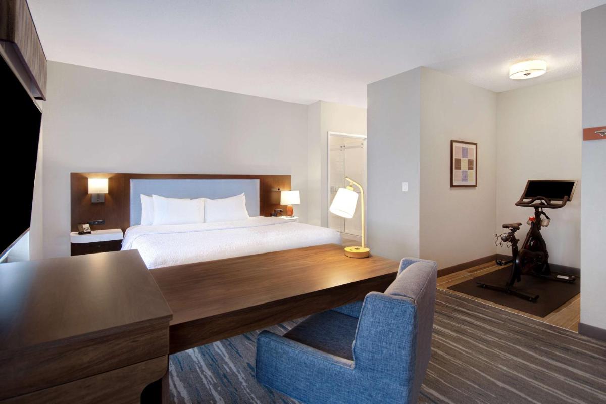 Hampton Inn & Suites Dayton-Vandalia - Housity