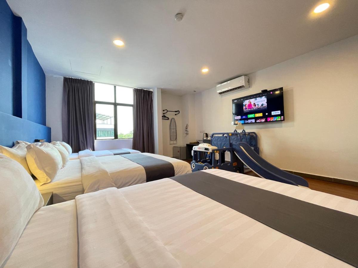 Asia Premium Hotel Kuala Terengganu - Housity