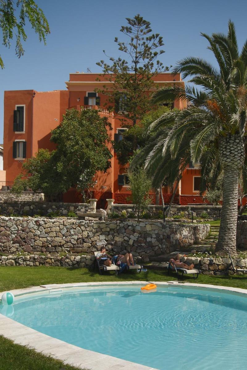 Hotel Villa Gli Asfodeli - Housity