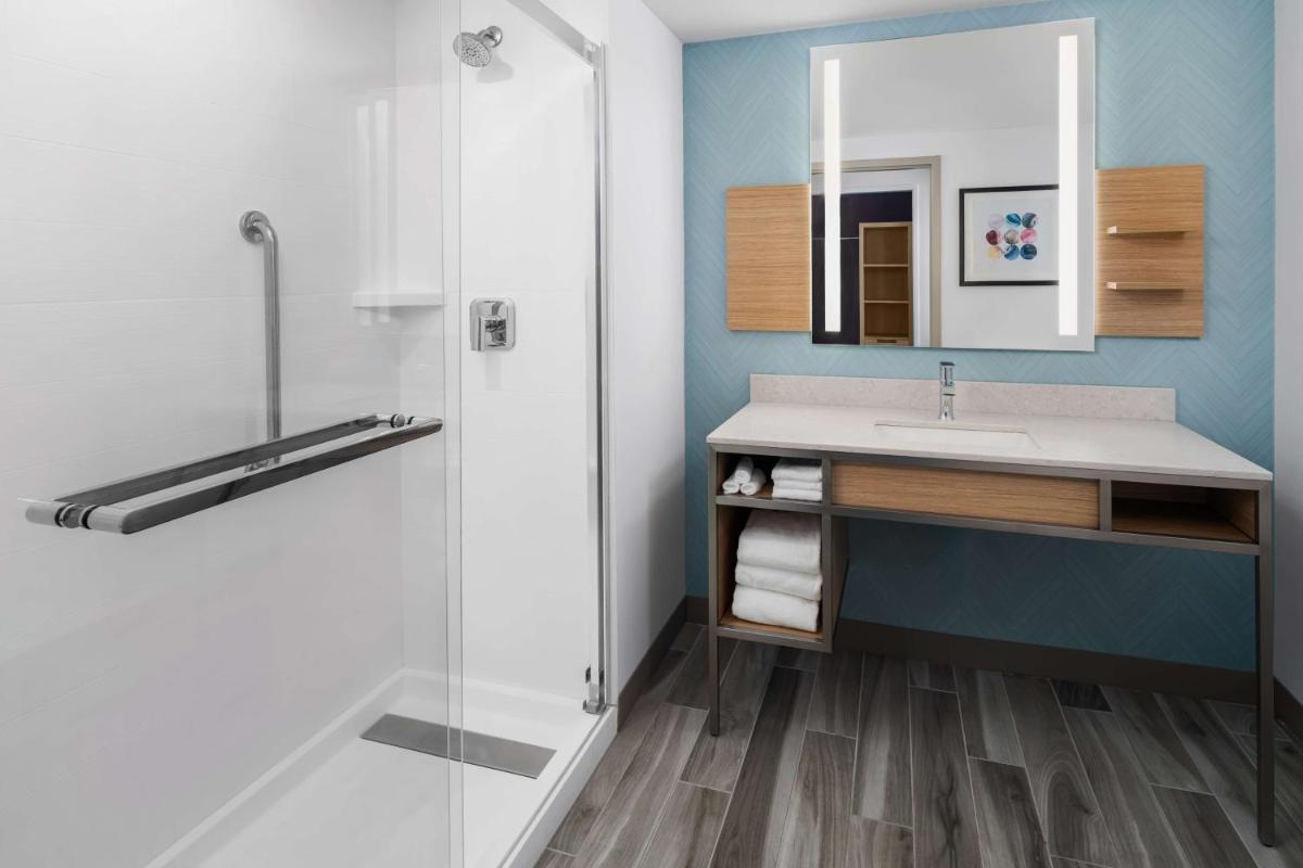 Hilton Garden Inn Rockaway - Housity