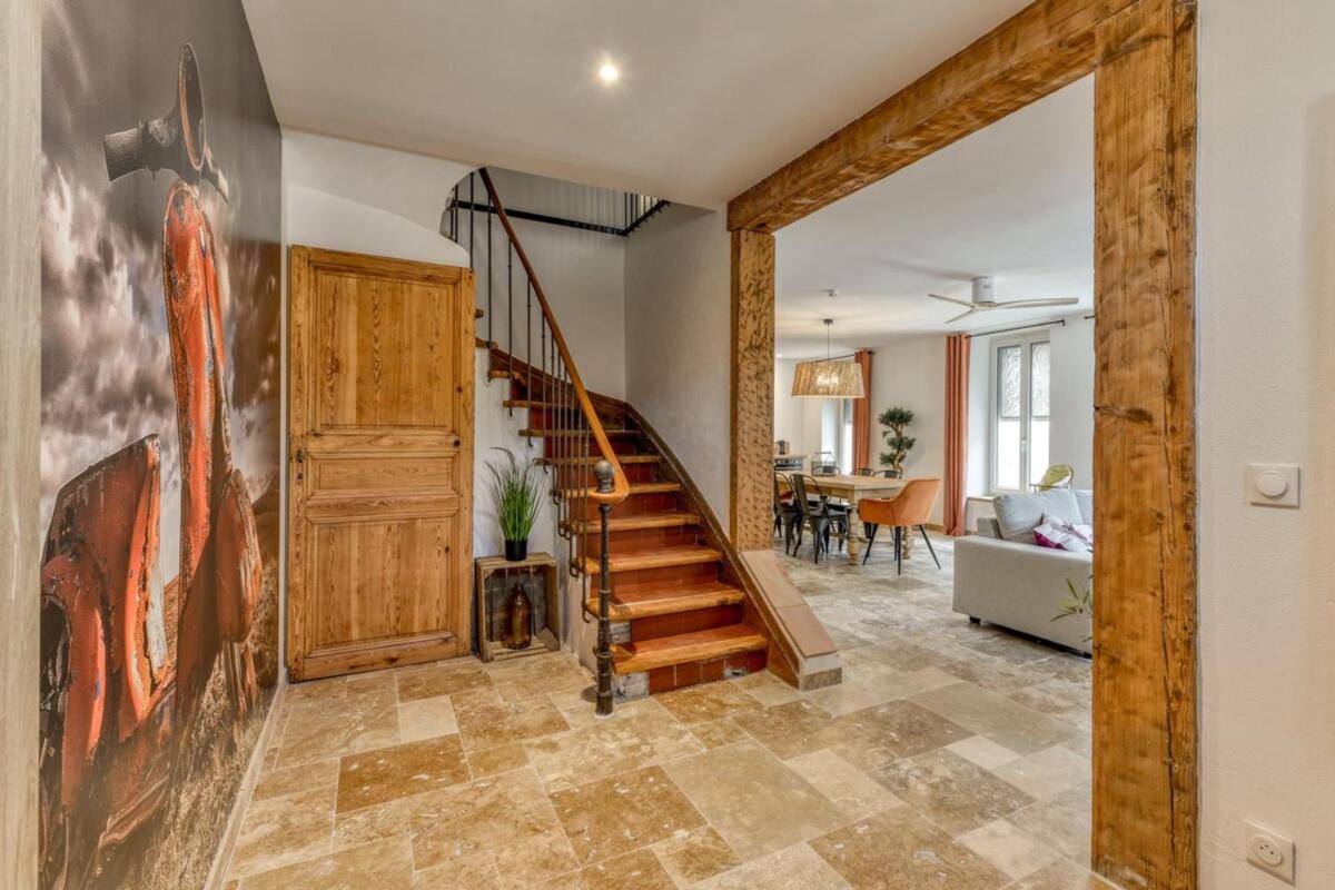 Villa Terracotta - 8 Personnes - Proche de la mer - Housity
