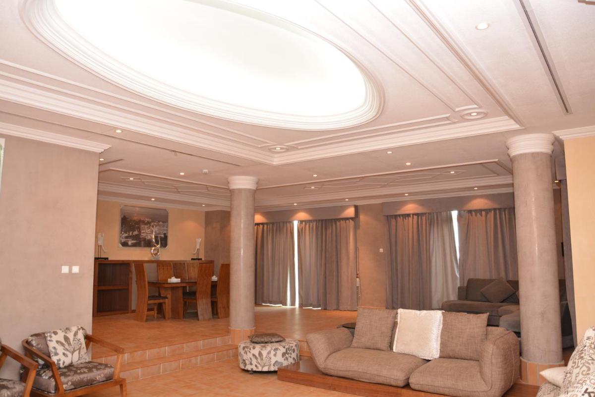 Suitetrails - Janadriyah suites 13