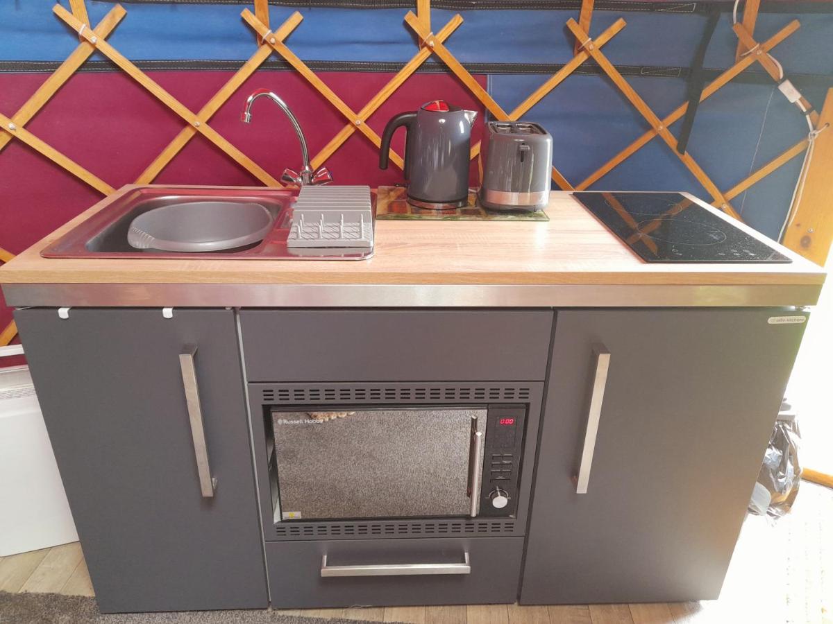 Orchard View Yurt & Hot Tub Somerset - Housity