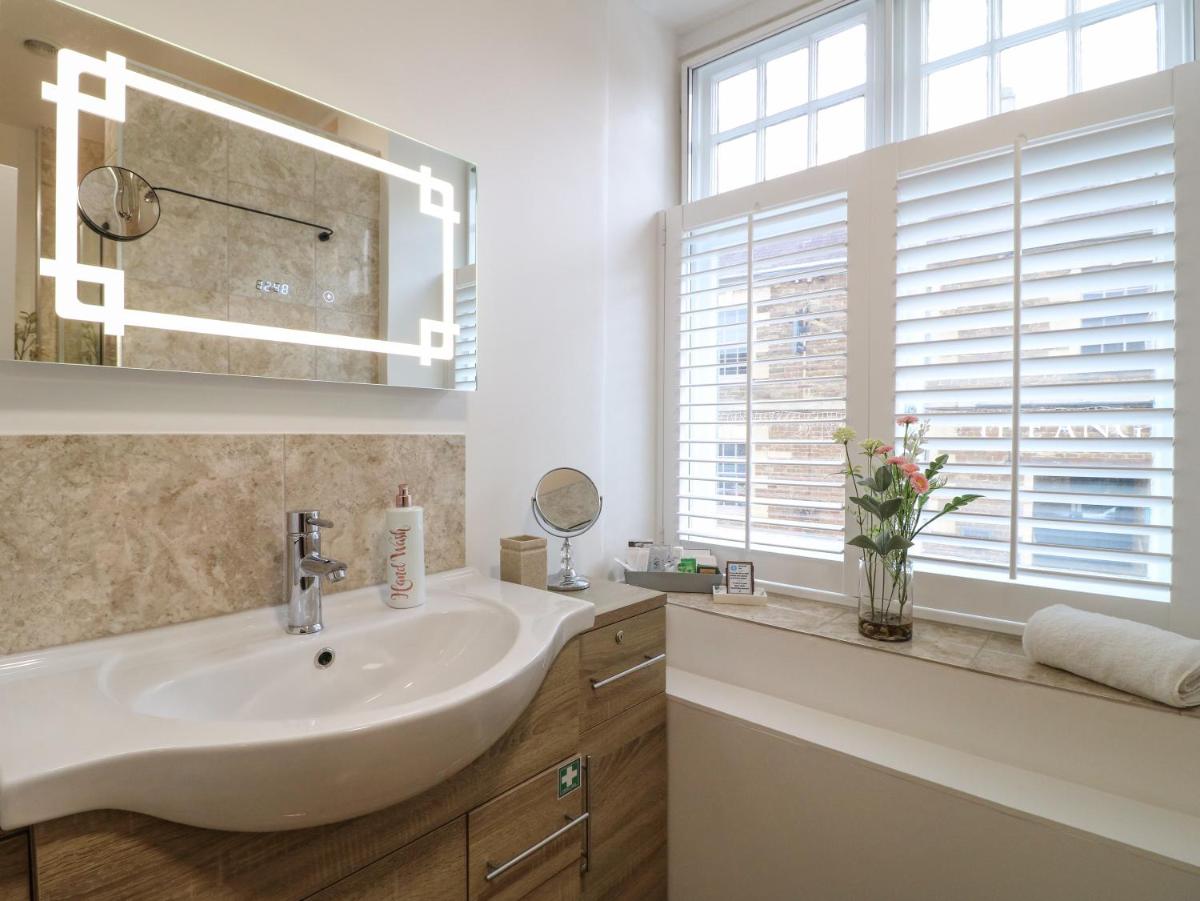 The Hideout - Housity