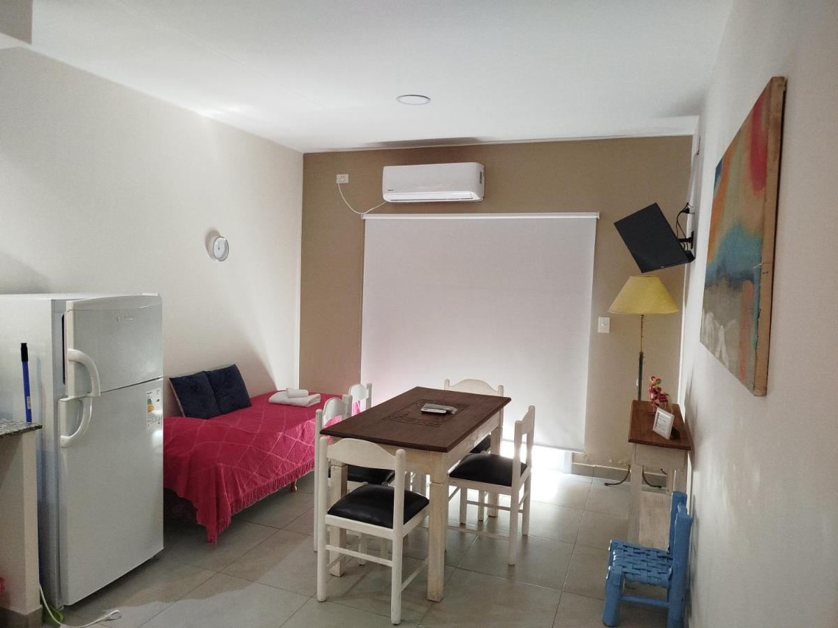 JUJUY Depart con aire acondicionado x escaleras cerca del centro parking opcional - Housity