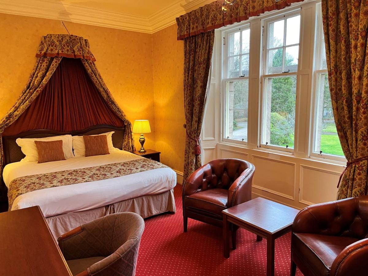 Ramnee Hotel - Housity