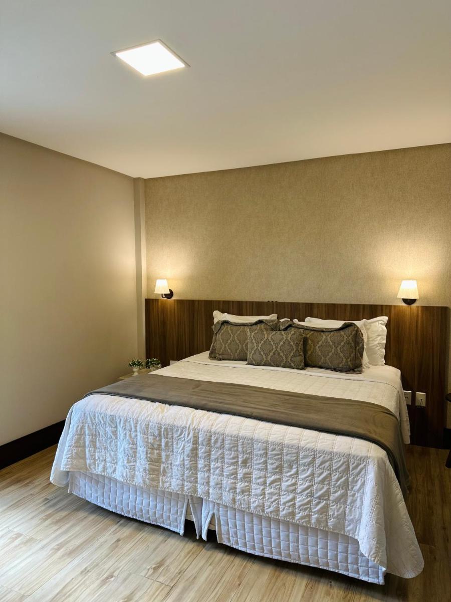 Bormon Hotel - Housity