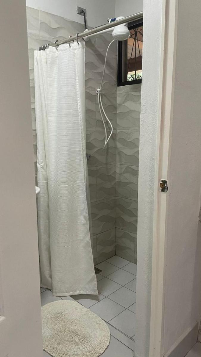 Algo Más Apartamentos - Housity