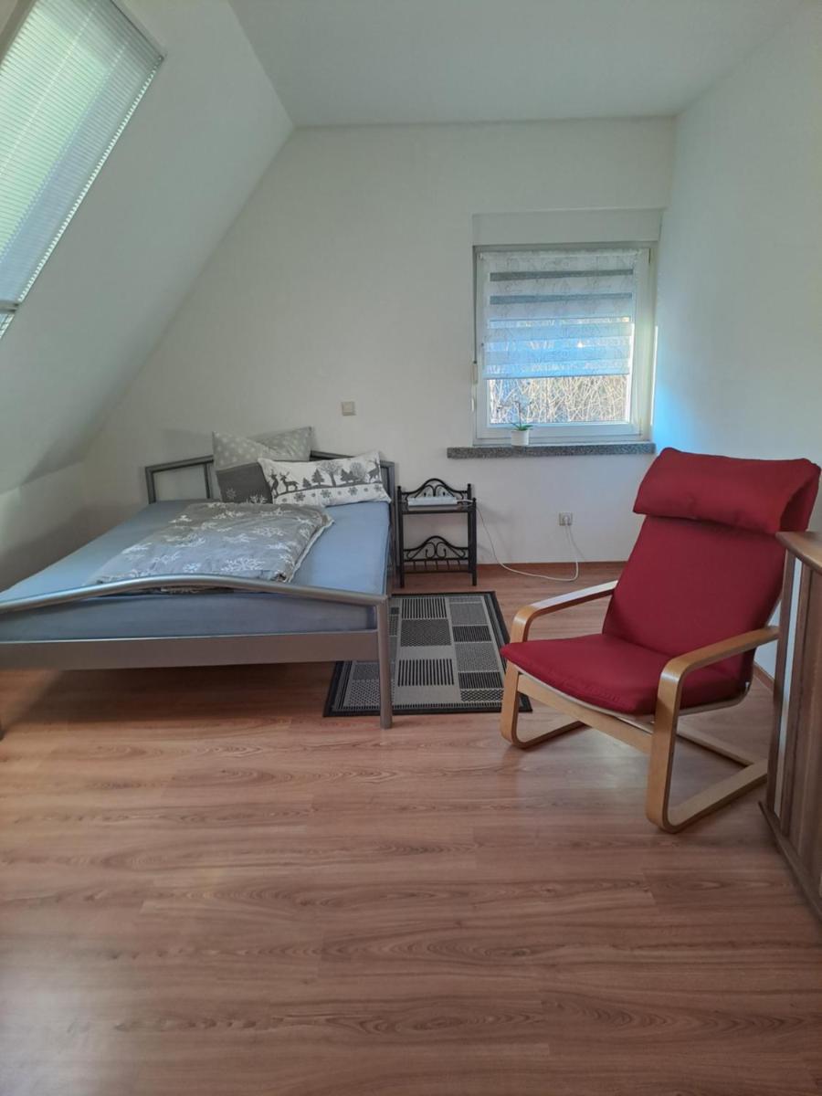 Monteur- und Ferienwohnung in Hainichen - Obergeschoss oder Dachgeschoss - Familie Weber - Housity