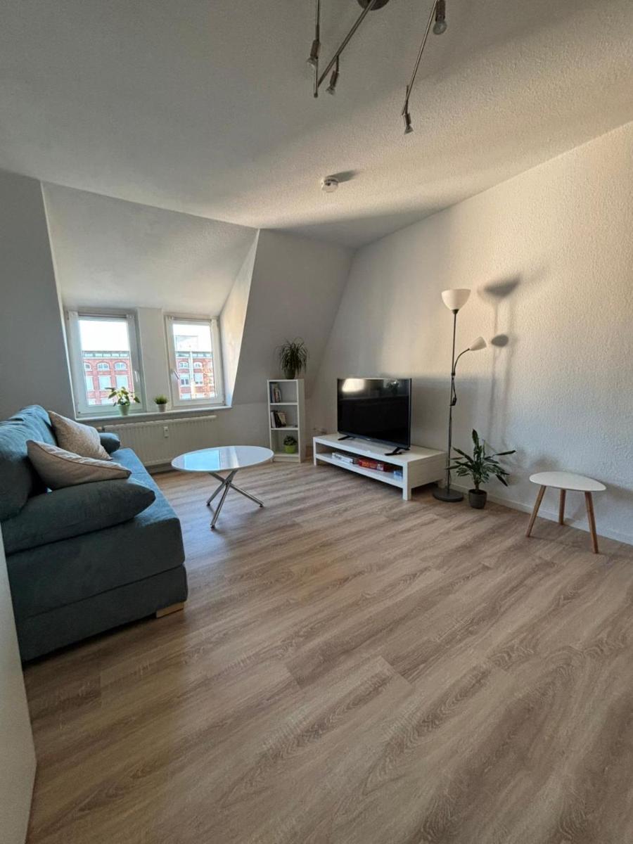 1 Raum Dachgeschosswohnung in ruhiger Lage - Housity