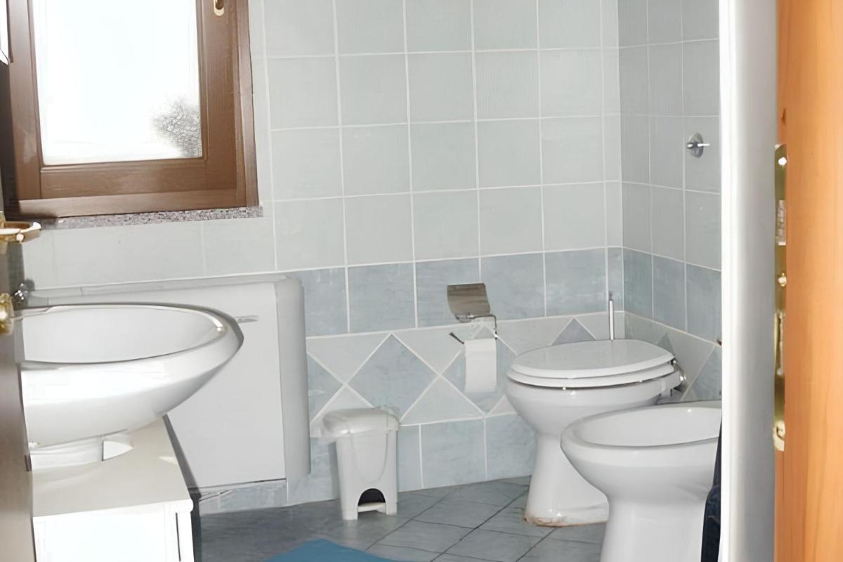 Charming apartment in Nughedu Santa Vittoria - 90 m² with fireplace - Housity