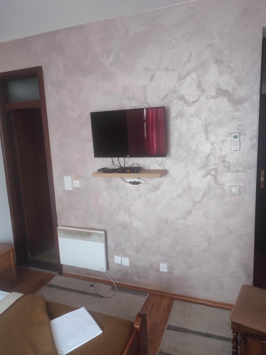 Pansion Kamin - Housity
