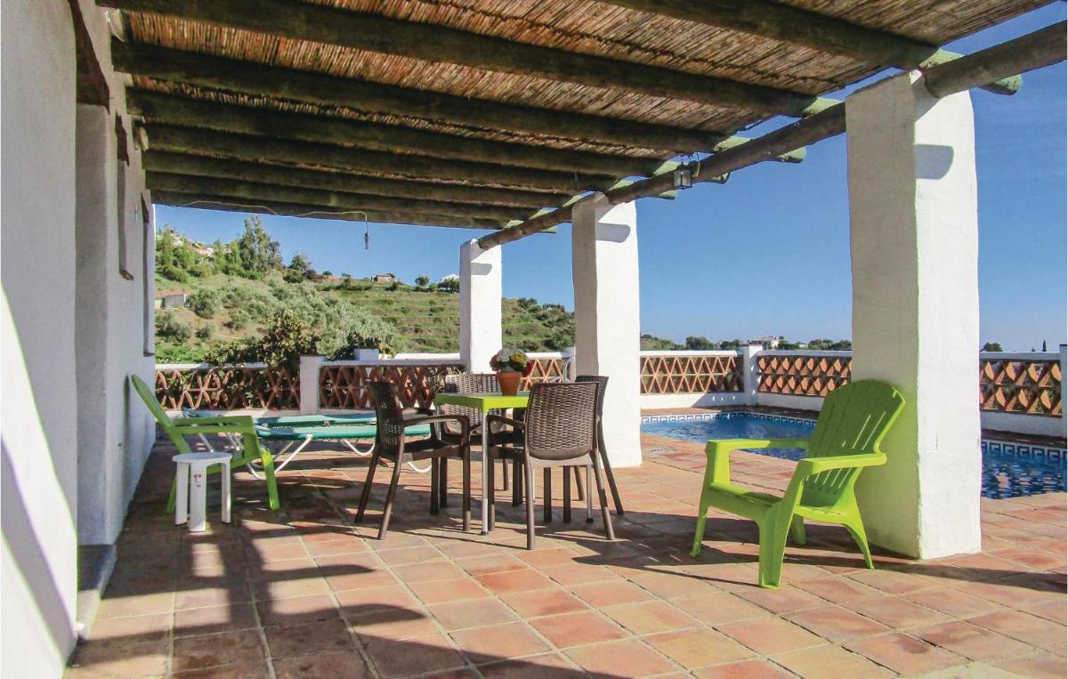2 Bedroom Amazing Home In Frigiliana - Housity