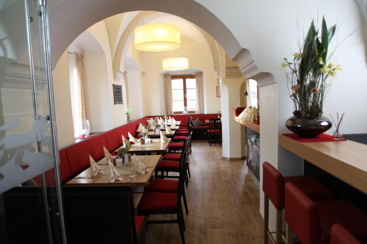 Gasthof zum Löwen in Wilflingen - Housity