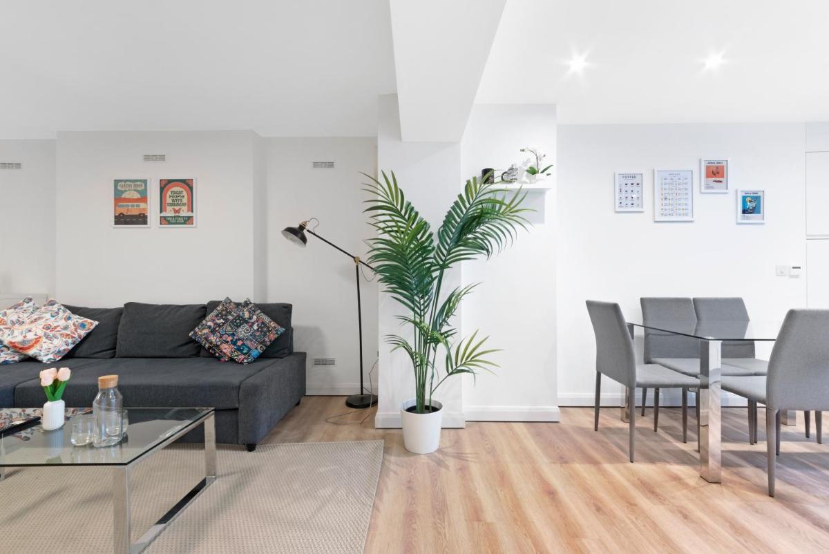 Flat in Dalston, London - Housity