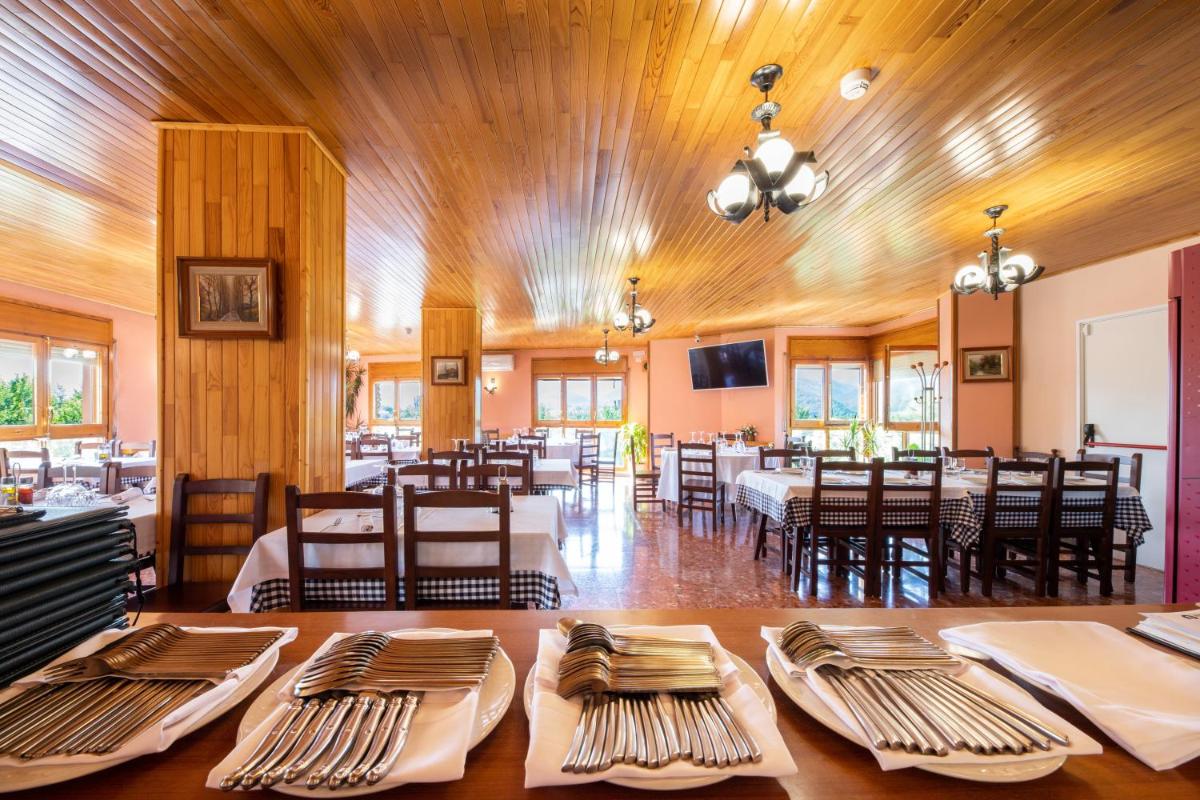 Hotel Restaurante La Glorieta - Housity