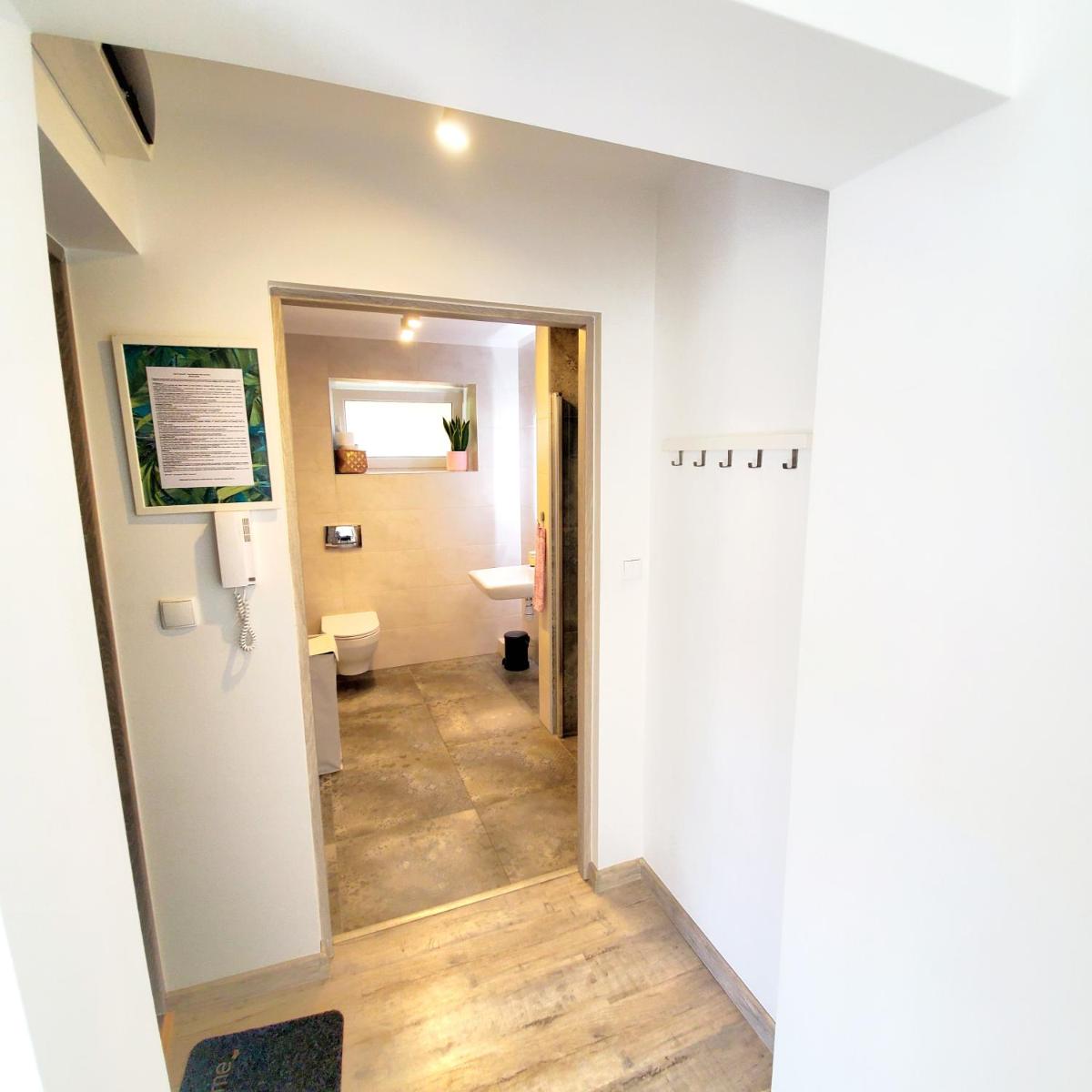 Dla Przyjaciół - Apartamenty nad morzem - Housity