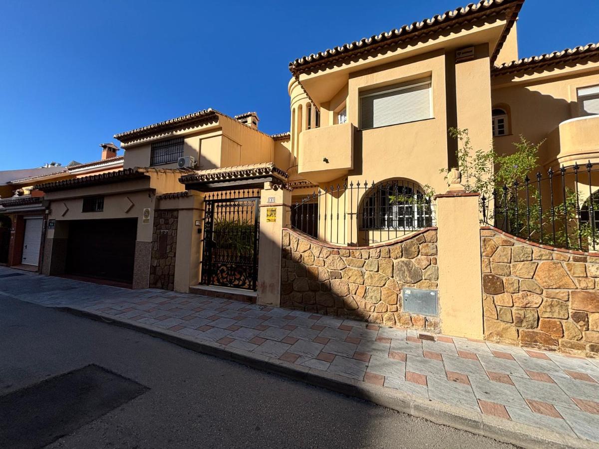 Villa Casa Vega Fuengirola - Housity