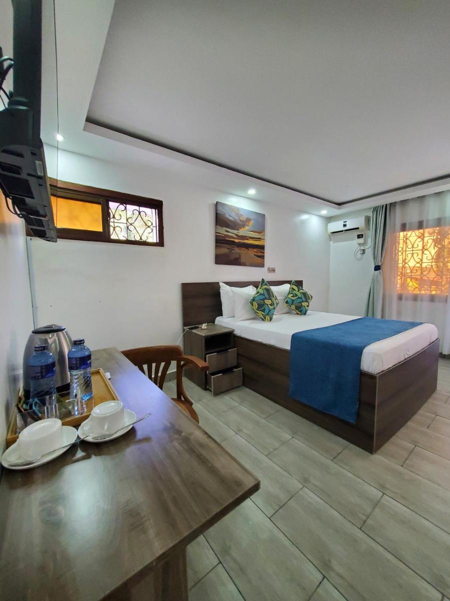 Makaazi Nyali - Housity