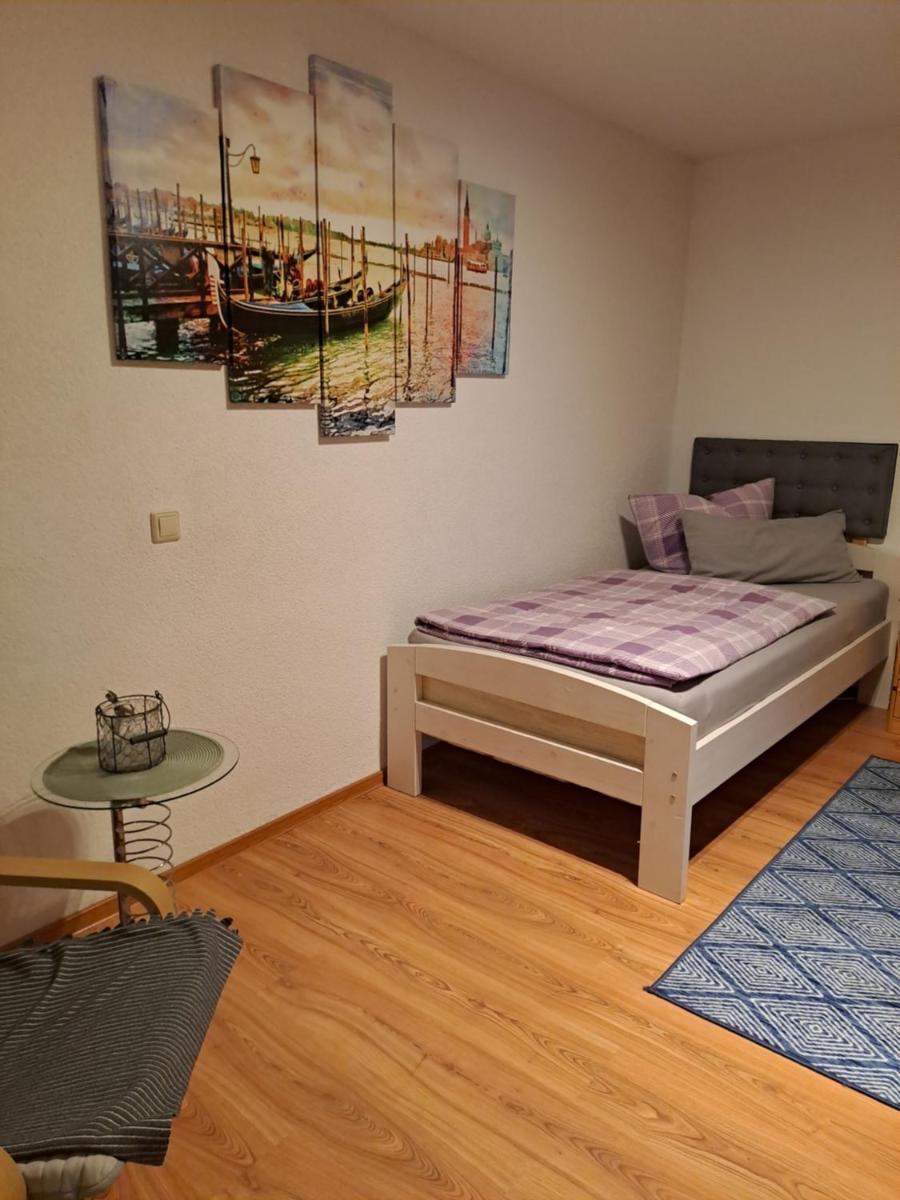 Monteur- und Ferienwohnung in Hainichen OT Bockendorf - Erdgeschosswohnung - Familie Weber - Housity