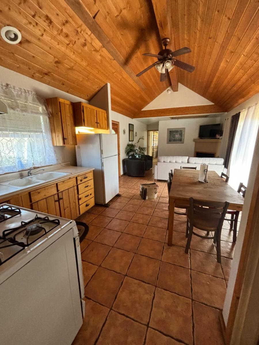 Sequoia River Front Cabins - Housity