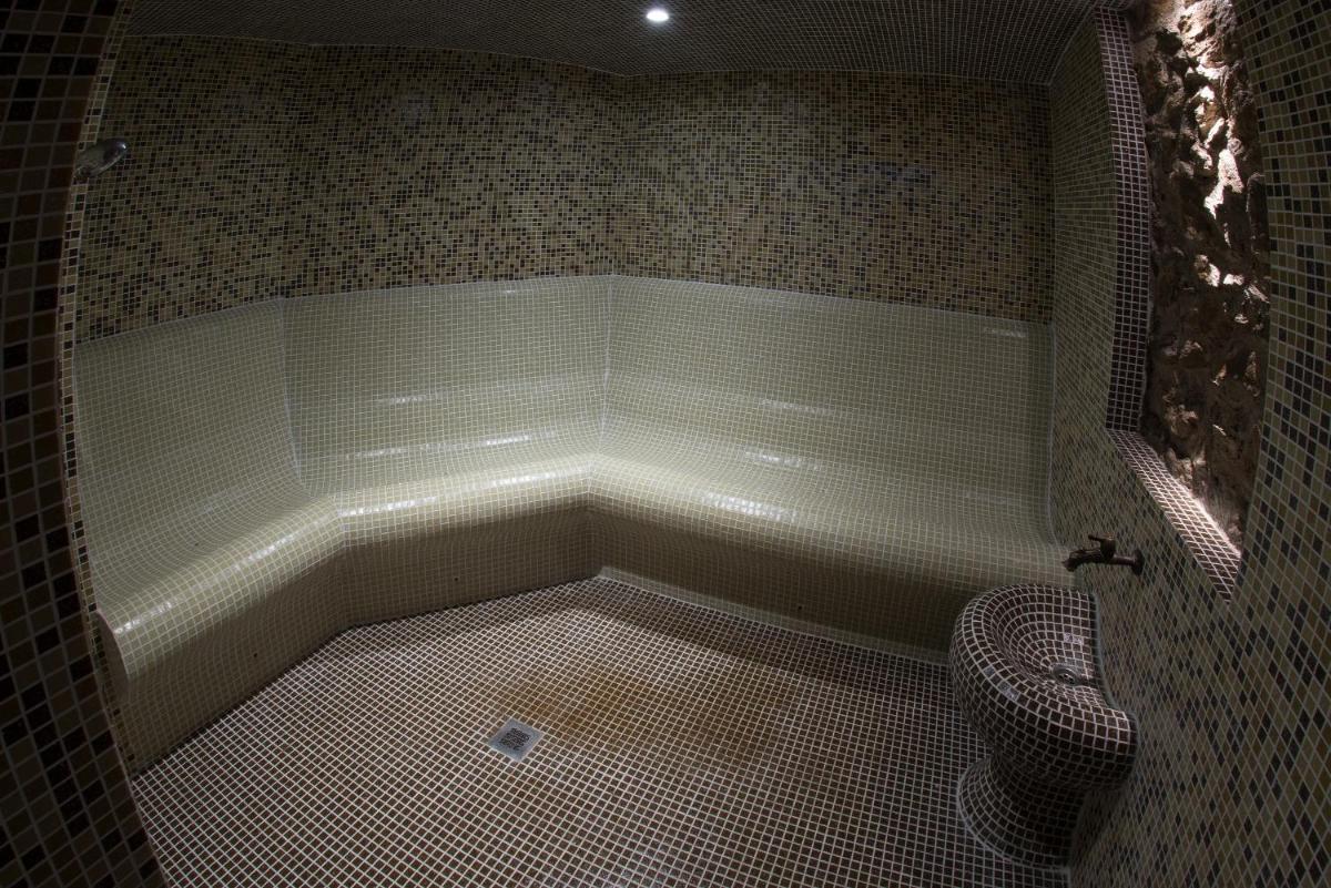 Hotel Manastir Berovo - Housity