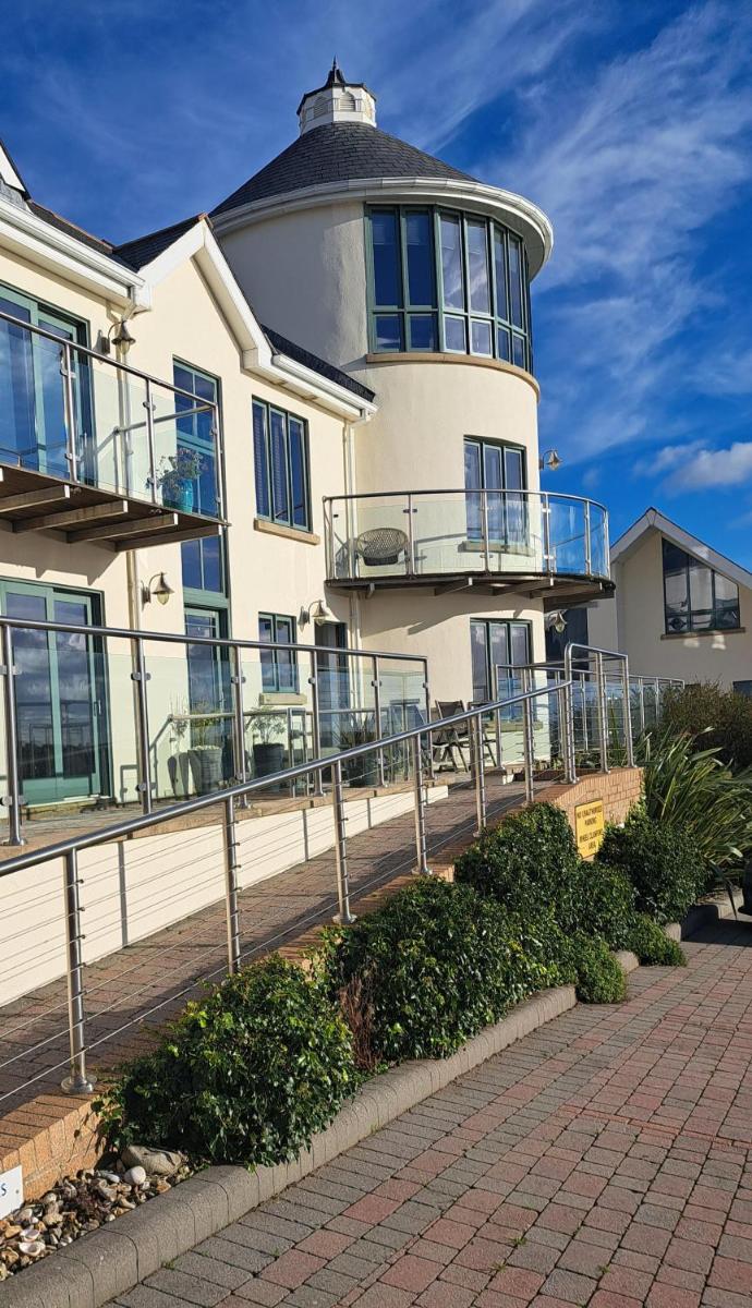 Sea Turret - Housity