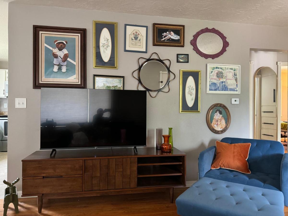 Spacious 4bed, super close to UM & Downtown, 2 living rooms - Housity