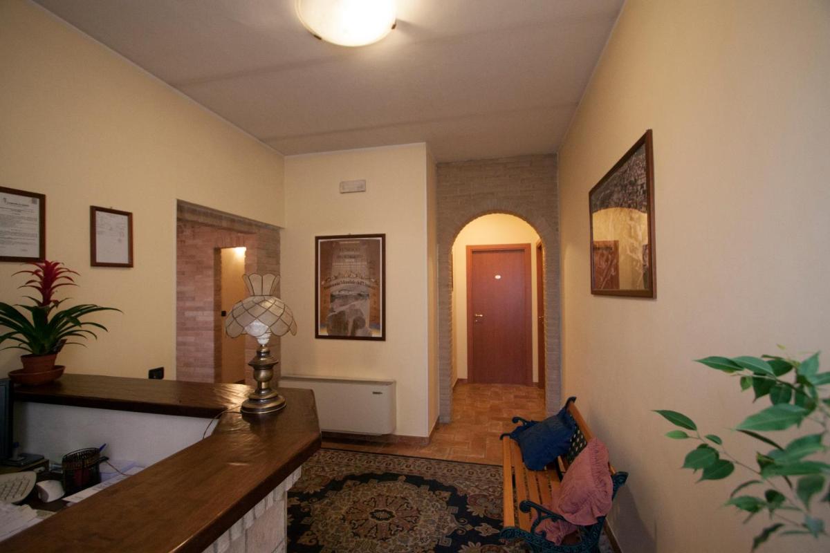 Camere Santucci - Housity