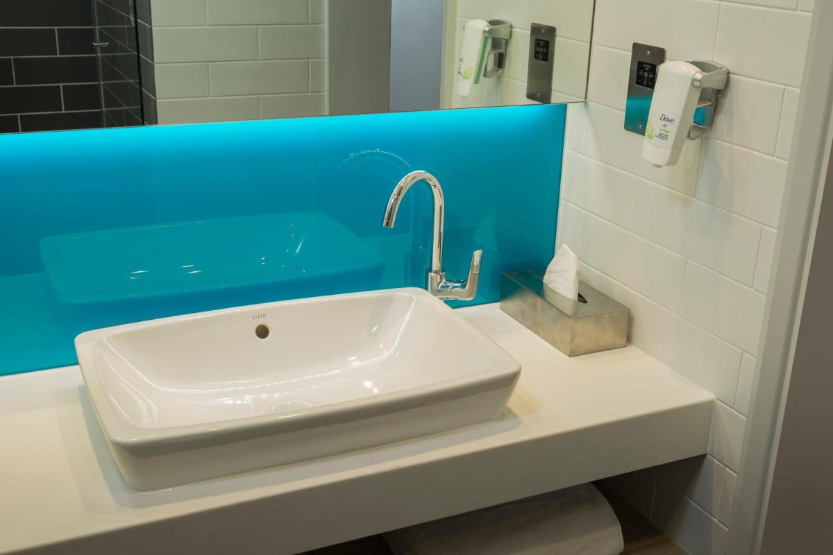 Holiday Inn Express St. Albans - M25, Jct.22 - Housity