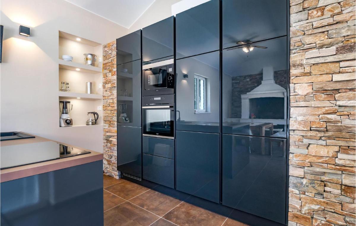 Cozy Apartment In Labin With Wifi - Housity