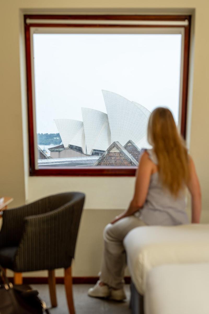 Sydney Harbour Hotel - Housity