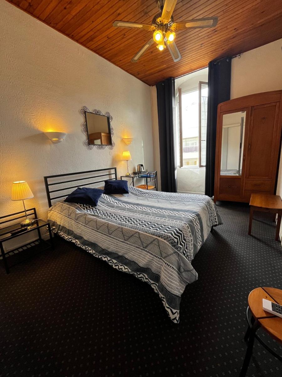 Nouvel Hotel - Housity