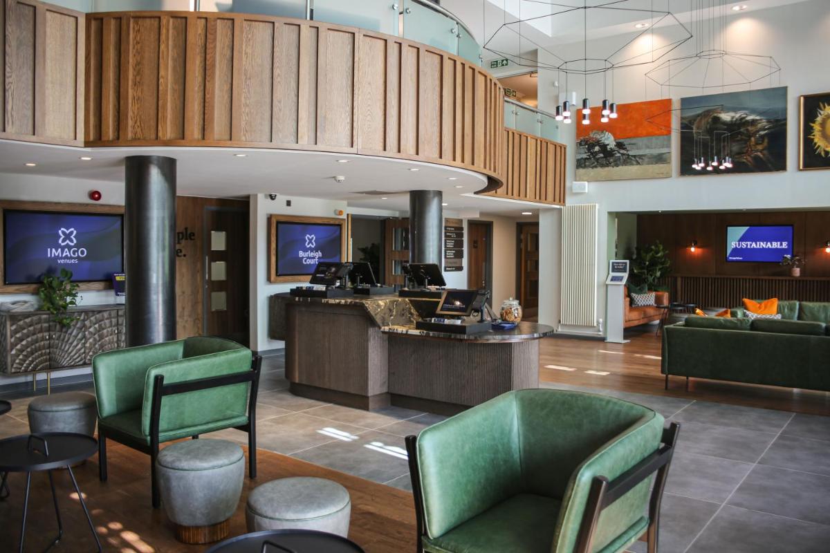 Burleigh Court Hotel and Leisure - Housity