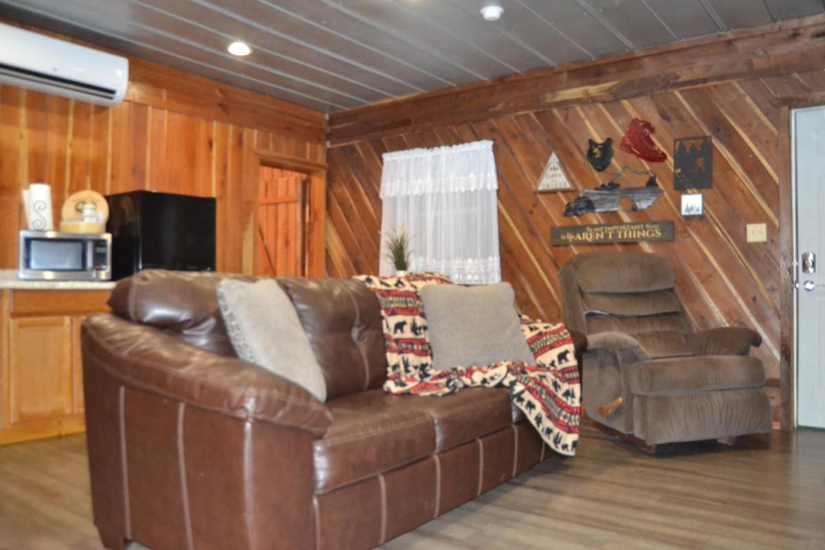 Restful River Cabin, Red River Gorge, KY, River Access & Views - Housity