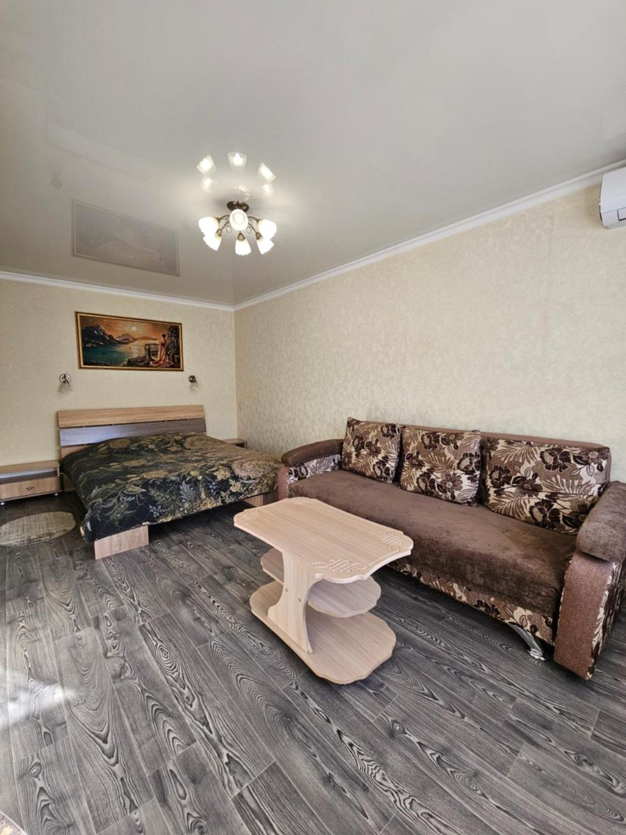 Lux Apartment on Mayakovsky 6 - Housity