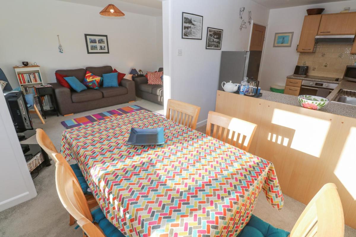 Kernow Cottage - Housity