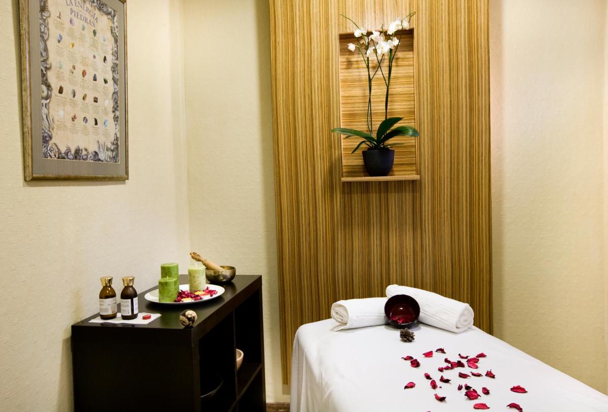 Spa o instalaciones de bienestar en Hotel Monarque Fuengirola Park