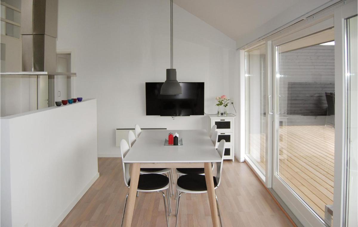 Three-Bedroom Holiday Home In Brovst - Housity