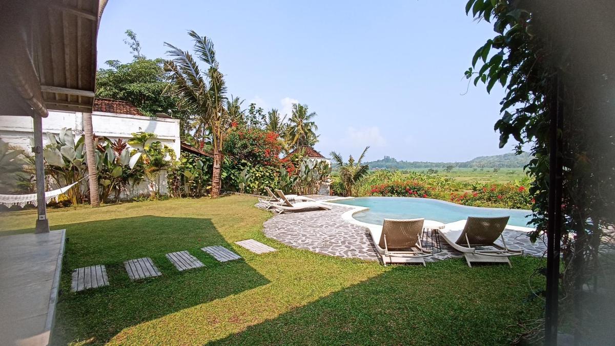 Sun Moon Star Villas - Housity